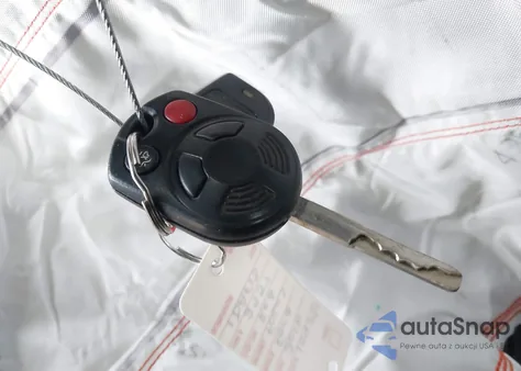 2016 Ford Focus Se z USA, uszkodzony, nr VIN 1FADP3F28GL392957